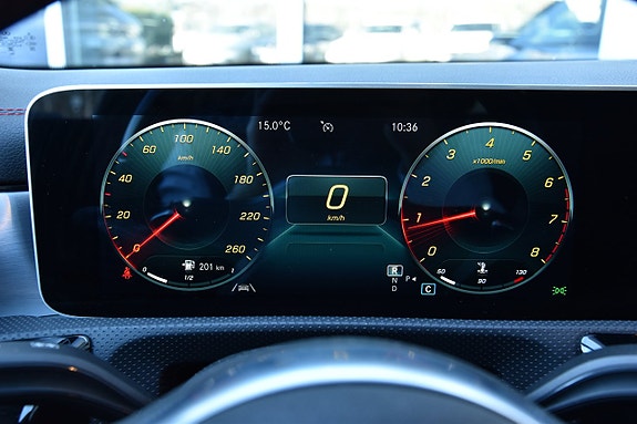 Mercedes-Benz CLA180 24 of 25