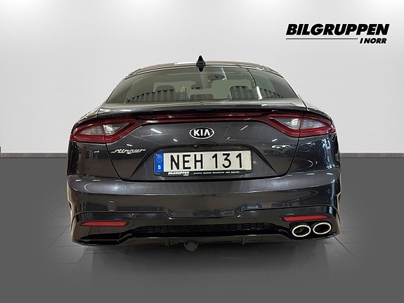 Kia Stinger 5 of 5