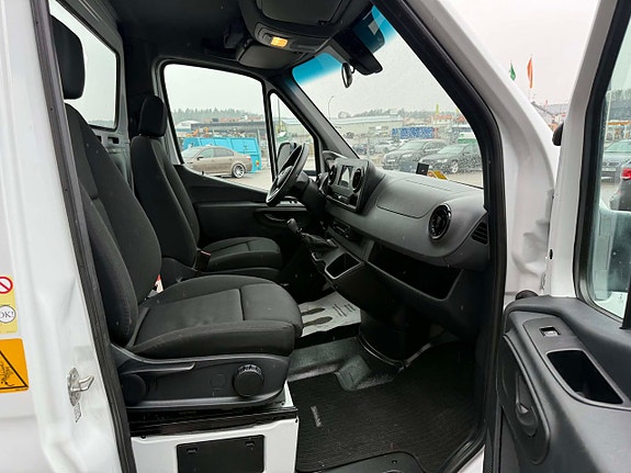 Mercedes-Benz Sprinter 314 17 of 24
