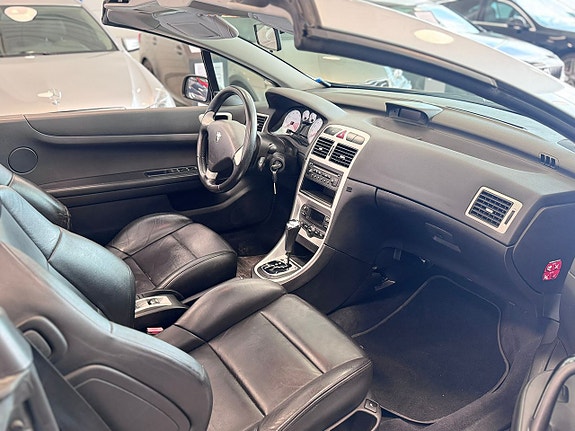 Peugeot 307 CC 9 of 19