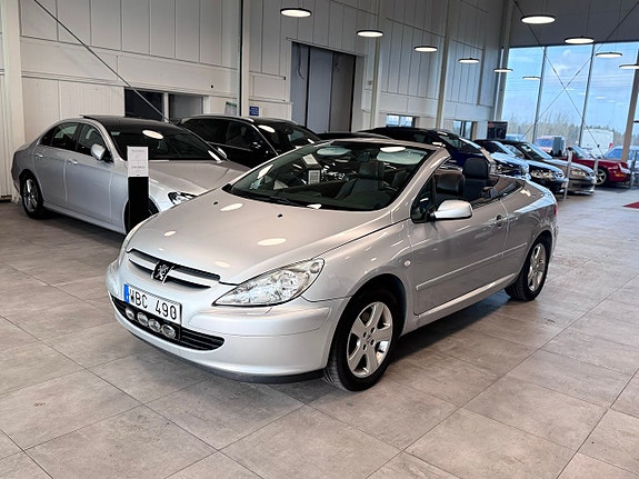 Peugeot 307 CC 4 of 5