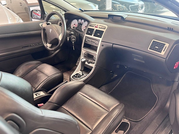 Peugeot 307 CC 8 of 19
