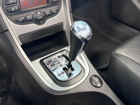 Peugeot 307 CC 14 of 19