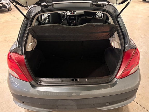 Peugeot 207 9 of 10