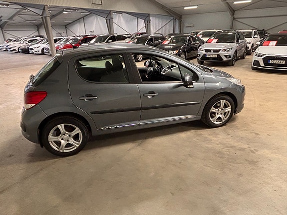 Peugeot 207 3 of 10