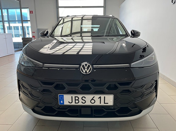 Volkswagen T-Roc 5 of 5