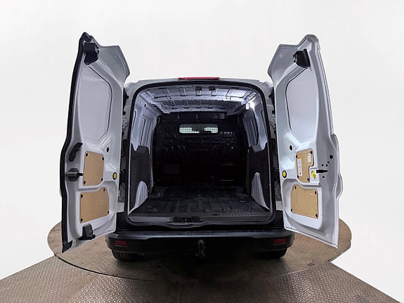 Ford Transit Connect 8 of 23