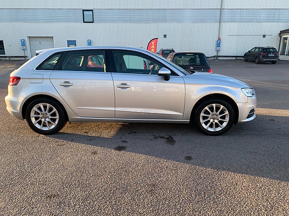 Audi A3 8 of 19