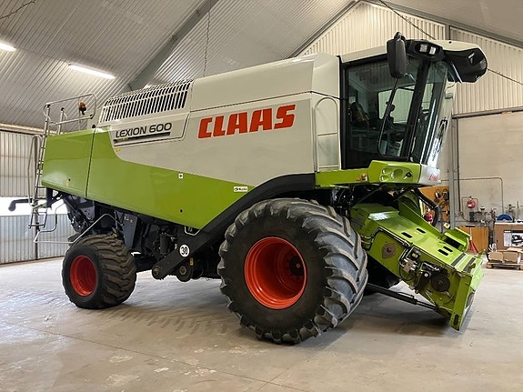 CLAAS Lexion 600 "Inkommande"