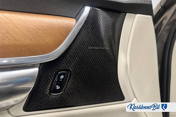 Volvo S90 12 of 17