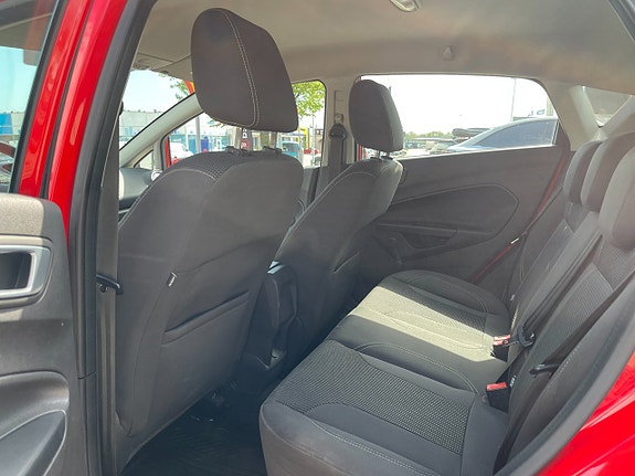 Ford Fiesta 13 of 20