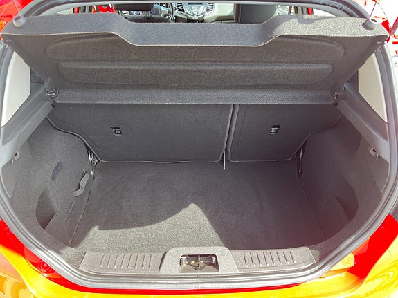 Ford Fiesta 14 of 20