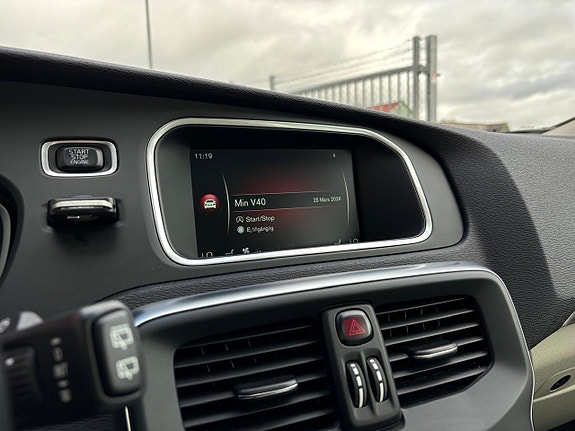 Volvo V40 Cross Country 26 of 30