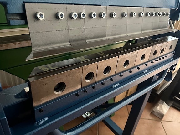 Product image 8 of 9