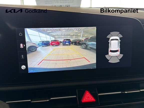 Kia Niro 11 of 17