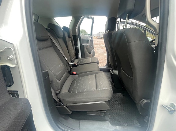 Opel Meriva 12 of 17