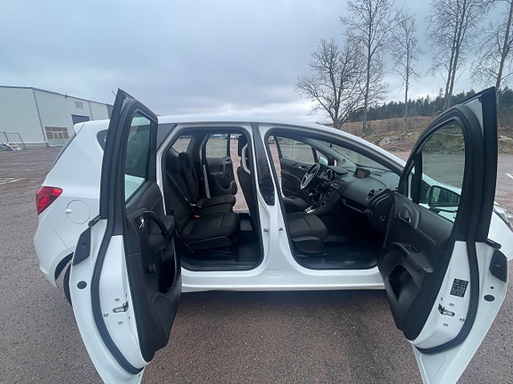 Opel Meriva 13 of 17