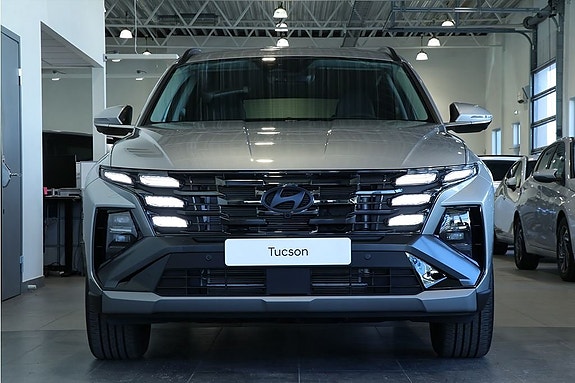 Hyundai Tucson 3 of 22