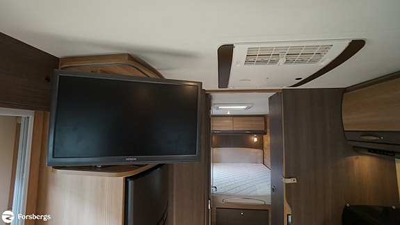 Rapido 891 F / Queensbed / AC / Solcell 11 of 21
