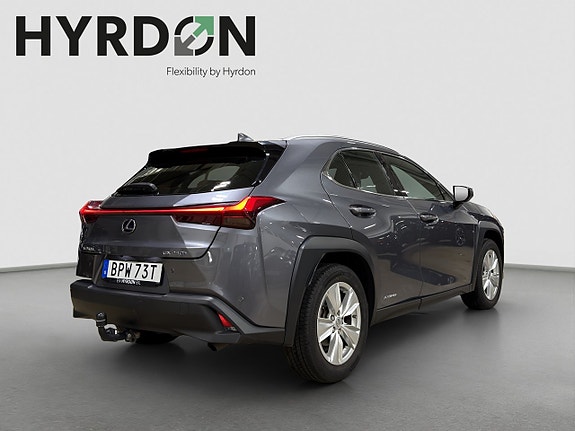 Lexus UX250h 6 of 15