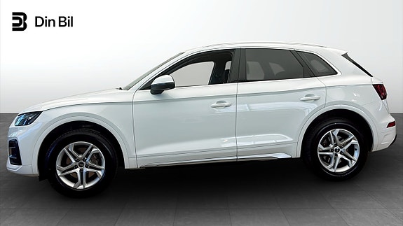 Audi Q5 2 of 5