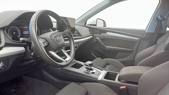Audi Q5 7 of 13