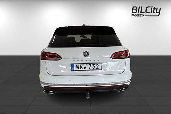 Volkswagen Touareg 5 of 5