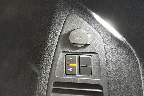 Volkswagen Touareg 15 of 18