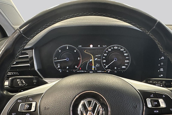 Volkswagen Touareg 10 of 18