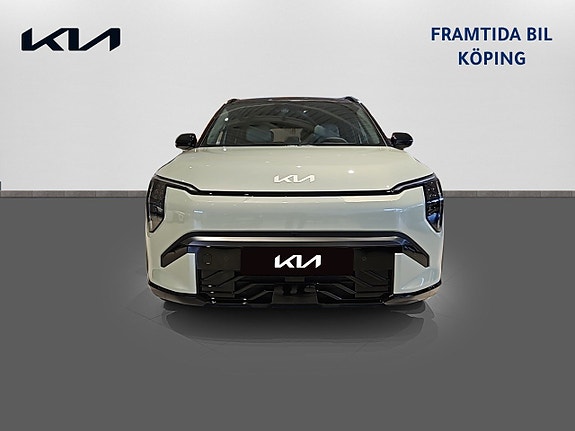 Kia EV3 2 of 15