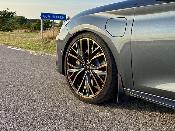 Cupra Leon 6 of 13