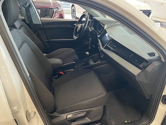 Audi A1 10 of 30