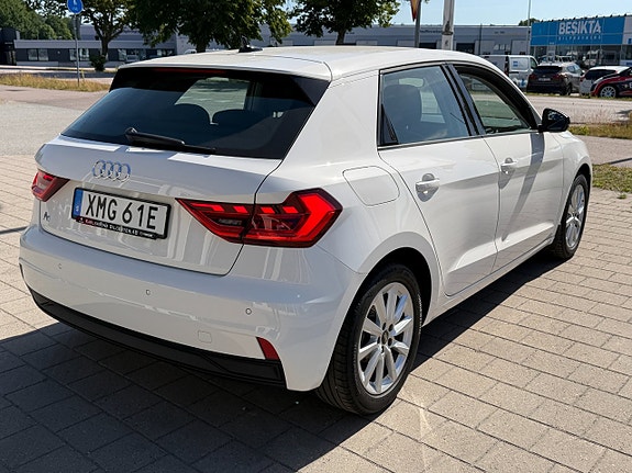 Audi A1 4 of 5