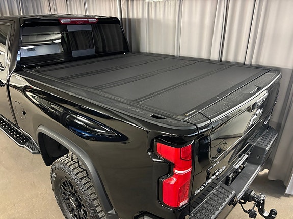 Chevrolet Silverado 2500 7 of 28
