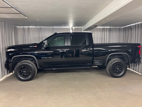 Chevrolet Silverado 2500 5 of 5