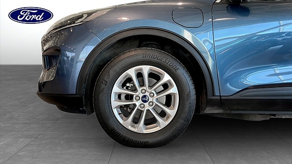Ford Kuga 9 of 9