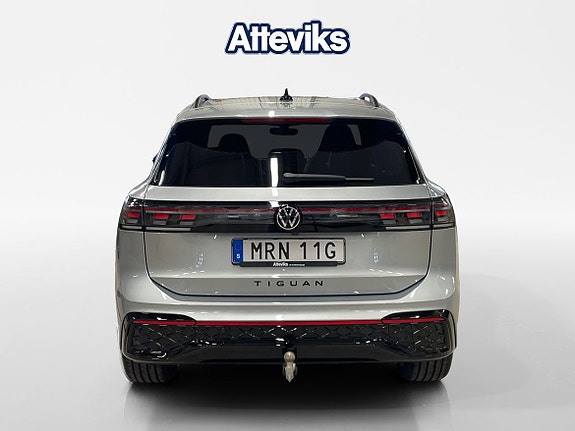 Volkswagen Tiguan 4 of 15