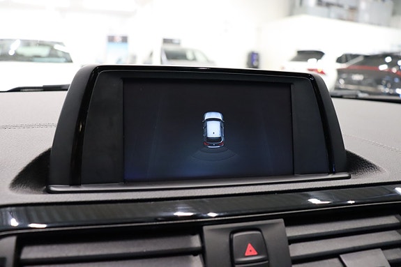 BMW 118i 17 of 20