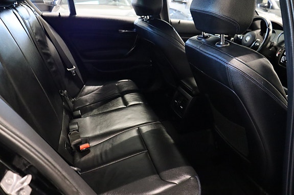 BMW 118i 10 of 20