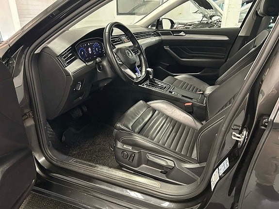 Volkswagen Passat 5 of 5