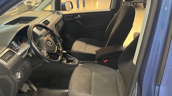 Volkswagen Caddy Maxi 5 of 5
