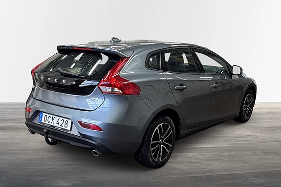 Volvo V40 3 of 5