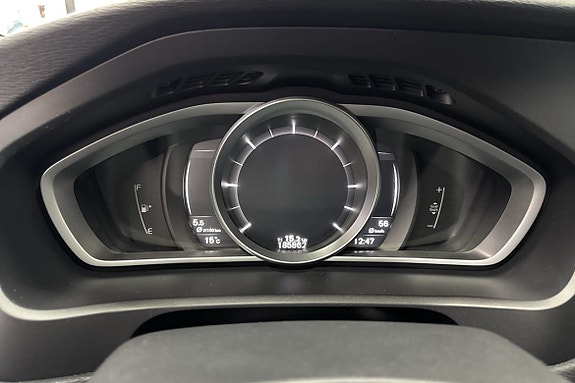 Volvo V40 16 of 16