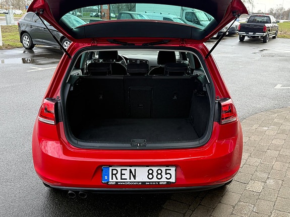 Volkswagen Golf VII 5 of 14