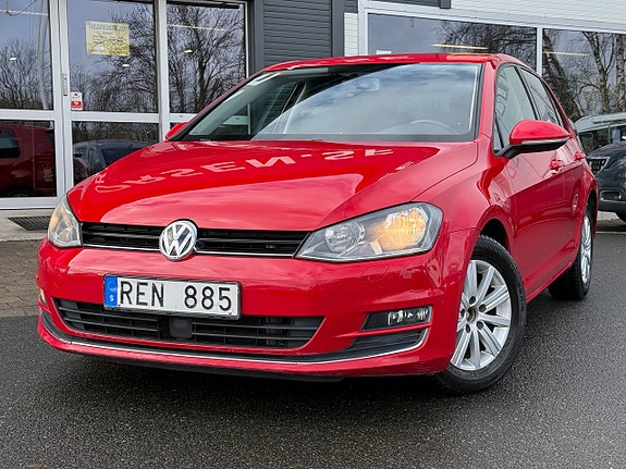 Volkswagen Golf VII 2 of 14