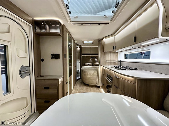 Kabe Royal 560 XL KS 2 of 12