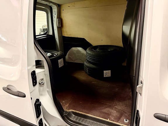 Mercedes-Benz Citan 109 11 of 11