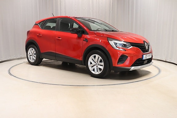 Renault Captur 3 of 5