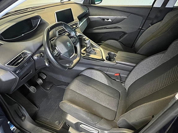 Peugeot 5008 5 of 5