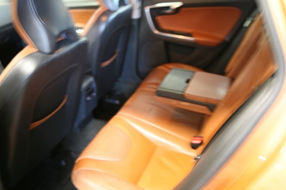 Volvo V60 12 of 14